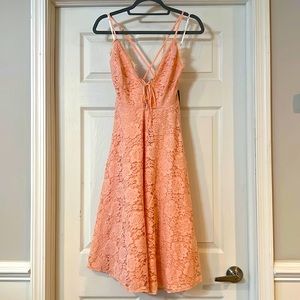 Lulu’s Midi Lace Dress